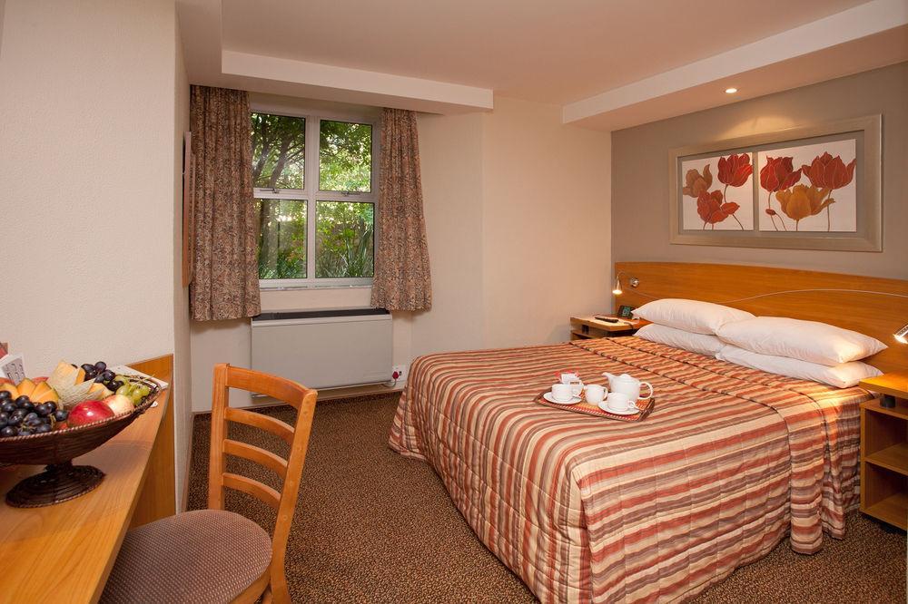 The Elegant Lodge Menlo Park Pretoria-Noord Dış mekan fotoğraf